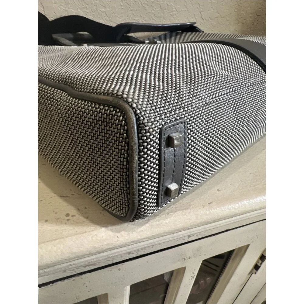 Tumi Gray Laptop Briefcase Bag W/Shoulder Strap Travel Business Work Tote $595